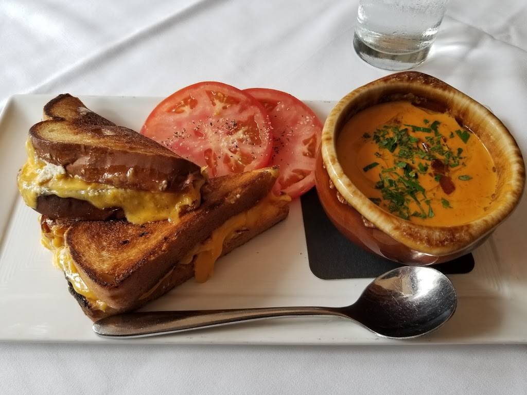 TRIS | night club | 24 Waterway Ave #125, The Woodlands, TX 77380, USA | 2812035641 OR +1 281-203-5641