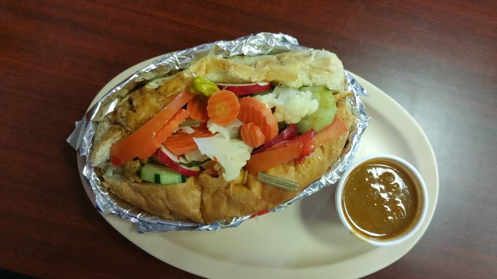 El Zipote Pupuseria | restaurant | 1111 Washington Blvd H, Montebello, CA 90640, USA | 3234716705 OR +1 323-471-6705