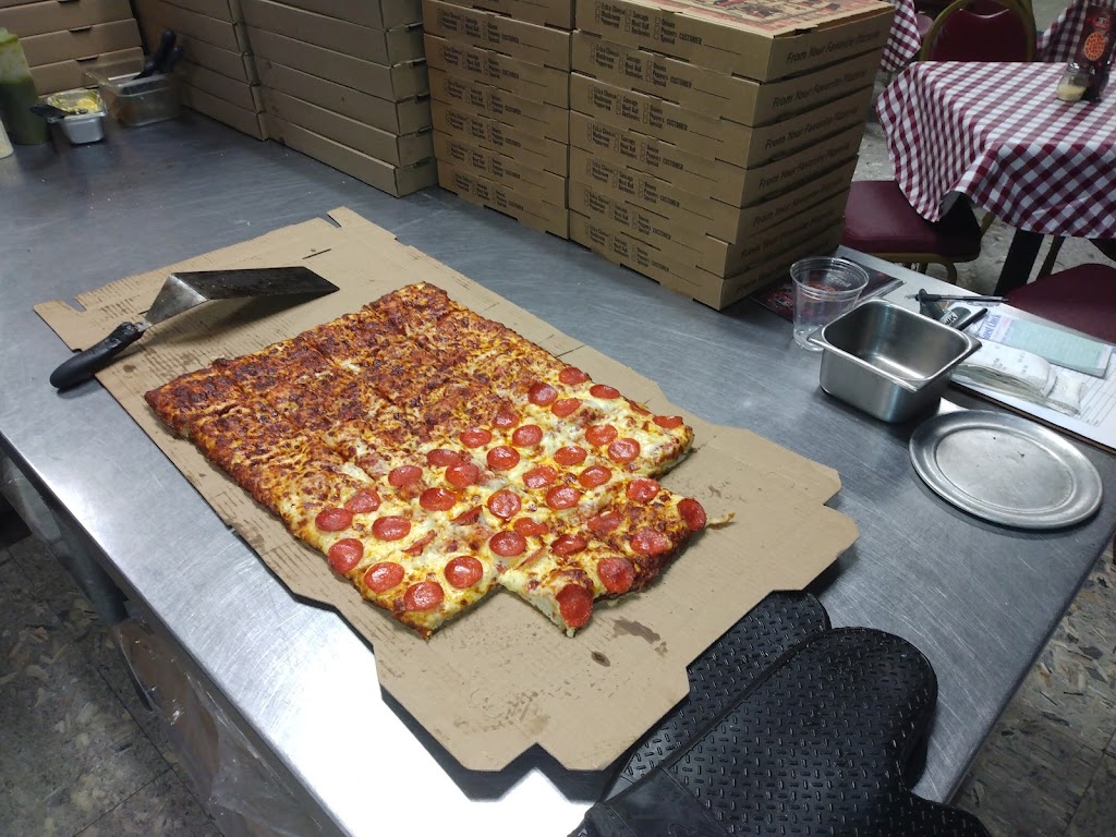 Mr. Bs Pizza & Wings | restaurant | 2727 Russell St, Detroit, MI 48207, USA | 5867075425 OR +1 586-707-5425