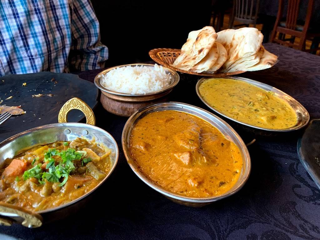Restaurant Bollywood | restaurant | 5788 Grande Allée, Saint-Hubert, QC J3Y 2R6, Canada | 4502860488 OR +1 450-286-0488