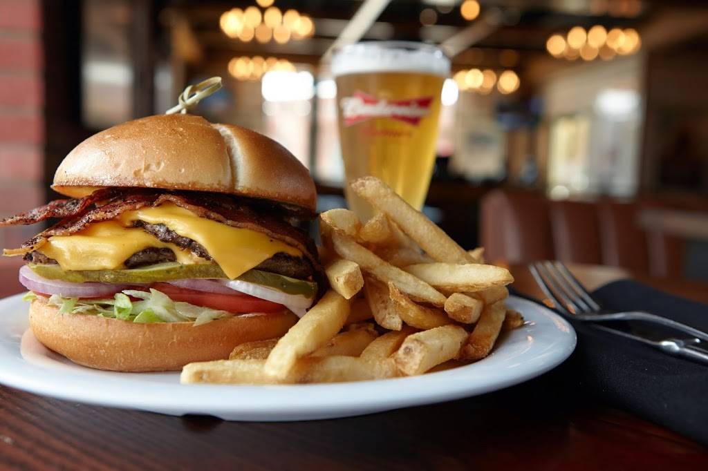 Budweiser Brew House | restaurant | 601 Clark Ave #101, St. Louis, MO 63102, USA | 3142415575 OR +1 314-241-5575