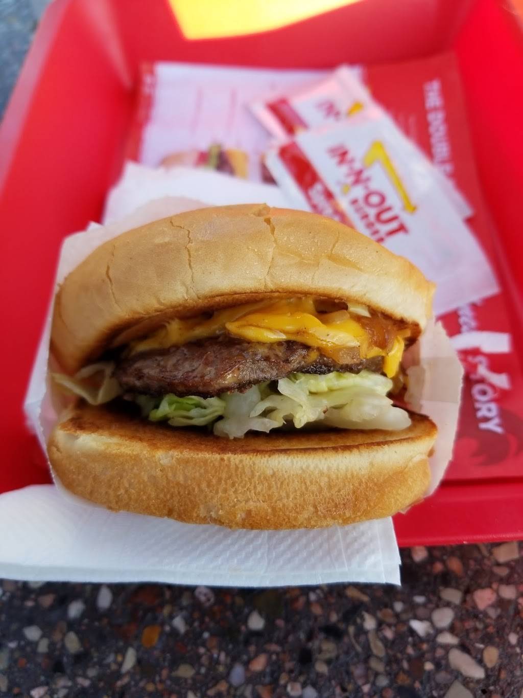 In-N-Out Burger | restaurant | 420 N Santa Anita Ave, Arcadia, CA 91006, USA | 8007861000 OR +1 800-786-1000