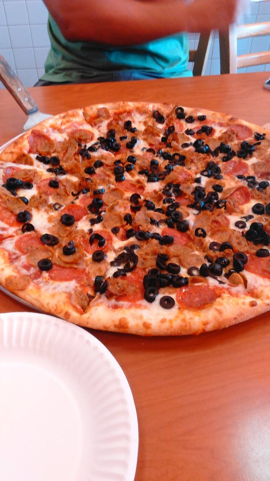 Burtuccis NY Pizza | restaurant | 7101 Yorktown Ave, Huntington Beach, CA 92648, USA | 7143747678 OR +1 714-374-7678