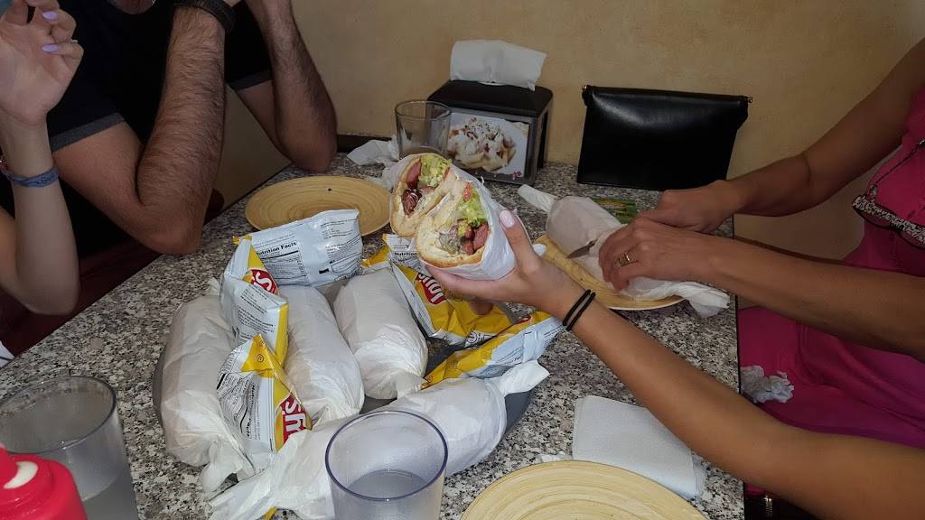 Figaros Pizza | restaurant | 2028 W Monte Vista Ave, Turlock, CA 95382, USA | 2096344141 OR +1 209-634-4141