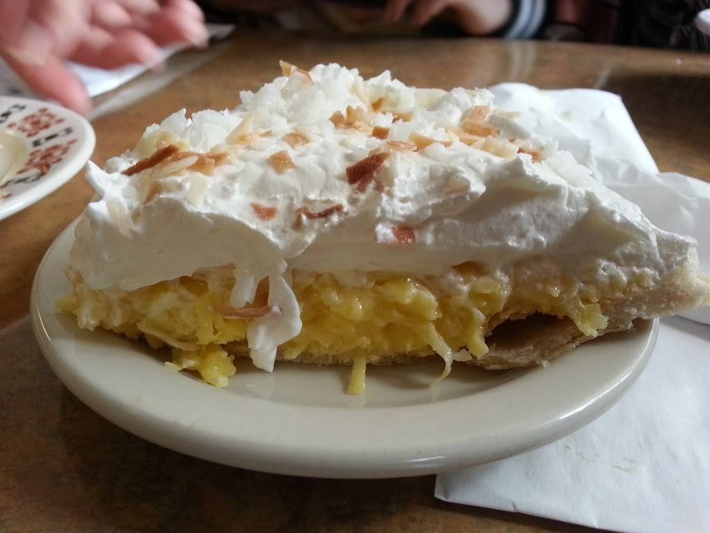 Farmhouse Cleveland | restaurant | 2260 Harrison Pike, Cleveland, TN 37311, USA | 4233399998 OR +1 423-339-9998