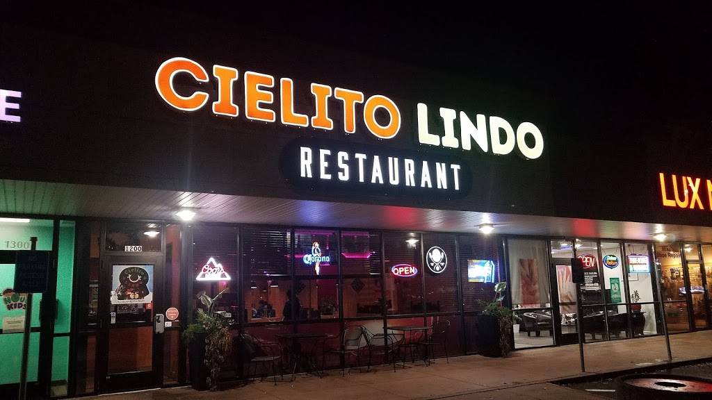 Cielito Lindo Mexican Restaurant | restaurant | 1981 Silver Bell Rd #1200, Eagan, MN 55122, USA | 6516880811 OR +1 651-688-0811