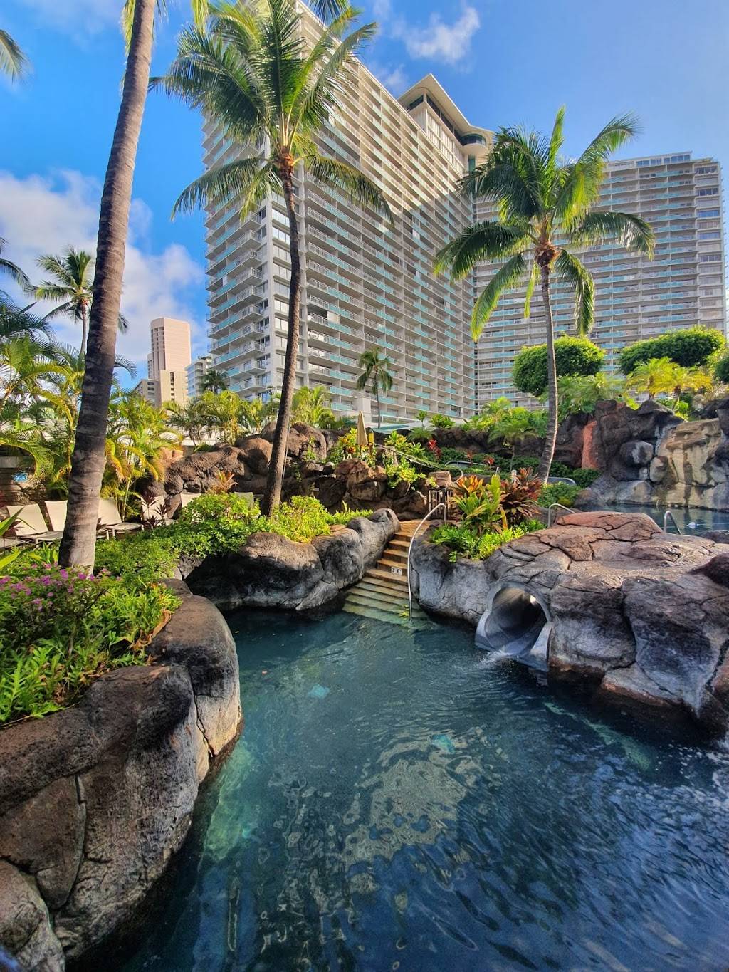 Lagoon Grill | restaurant | Hilton Hawaiian Village (Paradise Pool, 2005 Kalia Rd, Honolulu, HI 96815, USA | 8089494321 OR +1 808-949-4321