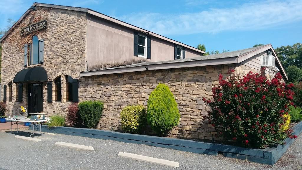 The Blue Dog Saloon | meal takeaway | 7940 Port Tobacco Rd, Port Tobacco, MD 20677, USA | 3013921740 OR +1 301-392-1740