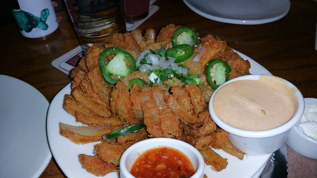 Outback Steakhouse | restaurant | 1260 S Moorland Rd, Brookfield, WI 53005, USA | 2627969580 OR +1 262-796-9580