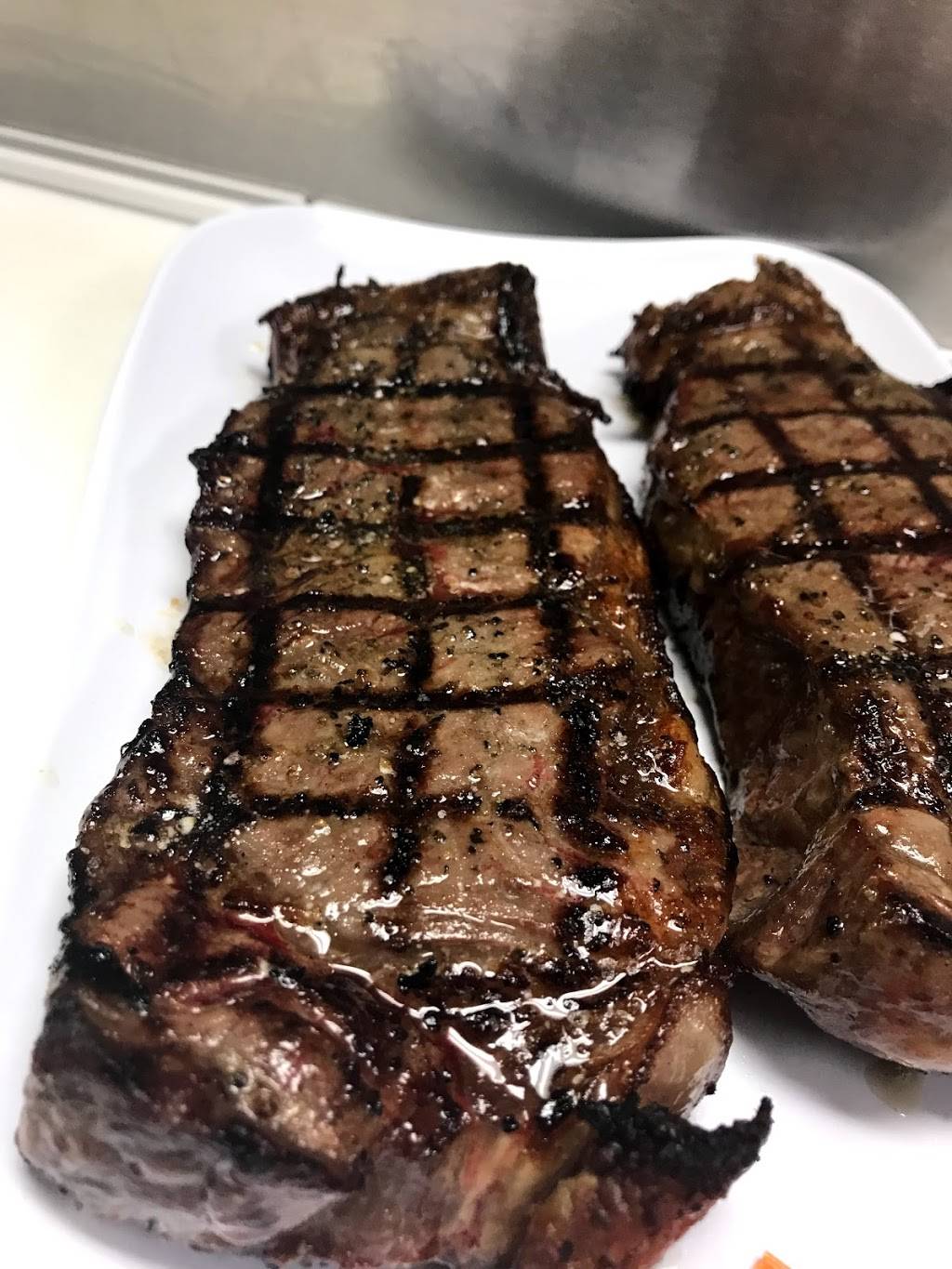 SLAWGERS - New American Restaurant | restaurant | 9507 Kingston Pike, Knoxville, TN 37922, USA | 8652884088 OR +1 865-288-4088