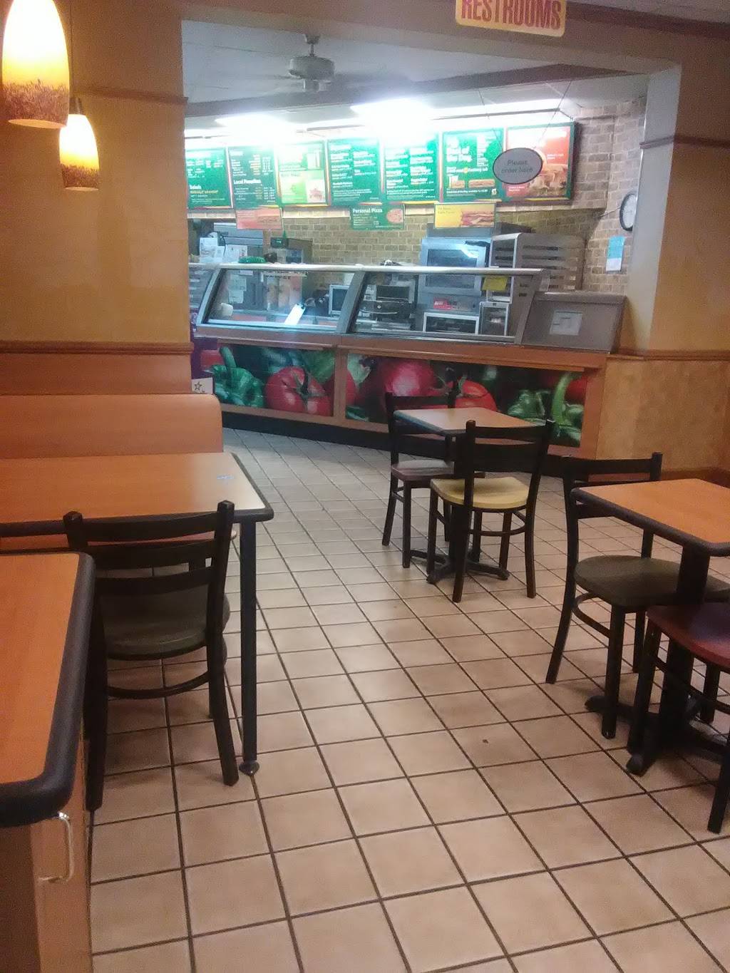 Subway | restaurant | 300 Van Hill Rd, Greeneville, TN 37745, USA | 4232347827 OR +1 423-234-7827