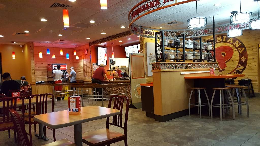 Popeyes Louisiana Kitchen | restaurant | 7441 Gall Blvd, Zephyrhills, FL 33541, USA | 8137883267 OR +1 813-788-3267