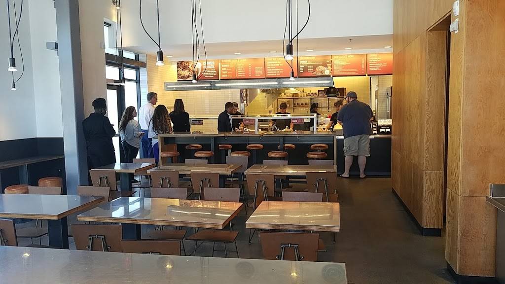 Chipotle Mexican Grill | restaurant | 4600 Roswell Rd Unit B110, Sandy Springs, GA 30342, USA | 4042571510 OR +1 404-257-1510