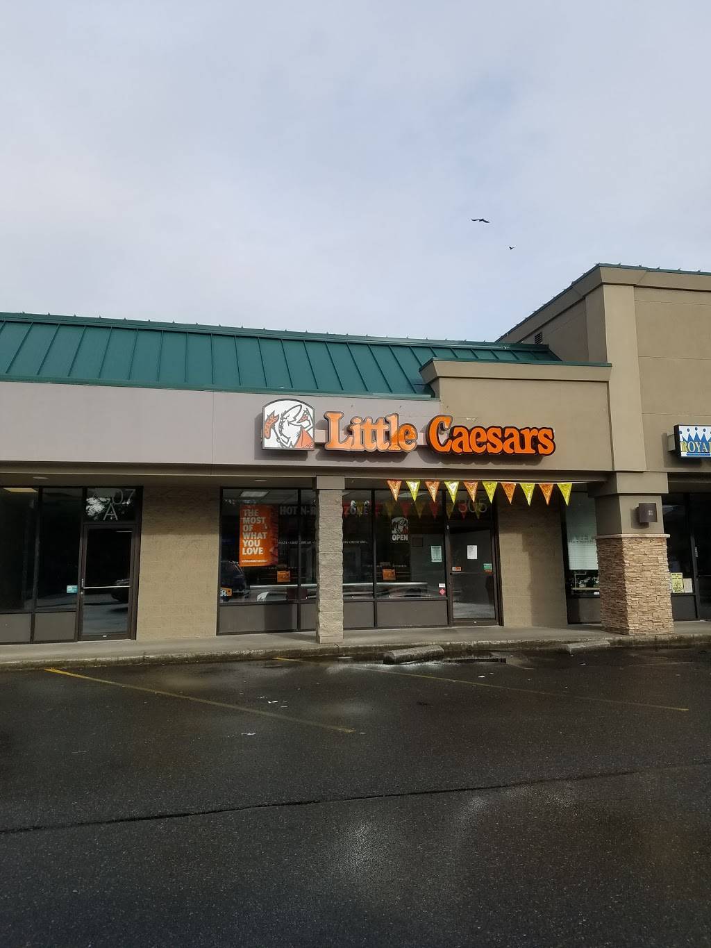Little Caesars Pizza | restaurant | 7305 40th St W, University Place, WA 98466, USA | 2533145381 OR +1 253-314-5381