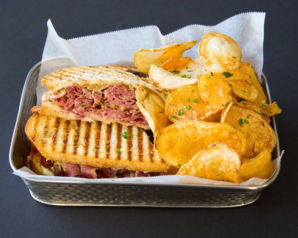 Baked | restaurant | 6027 Reseda Blvd, Tarzana, CA 91356, USA | 8187577007 OR +1 818-757-7007