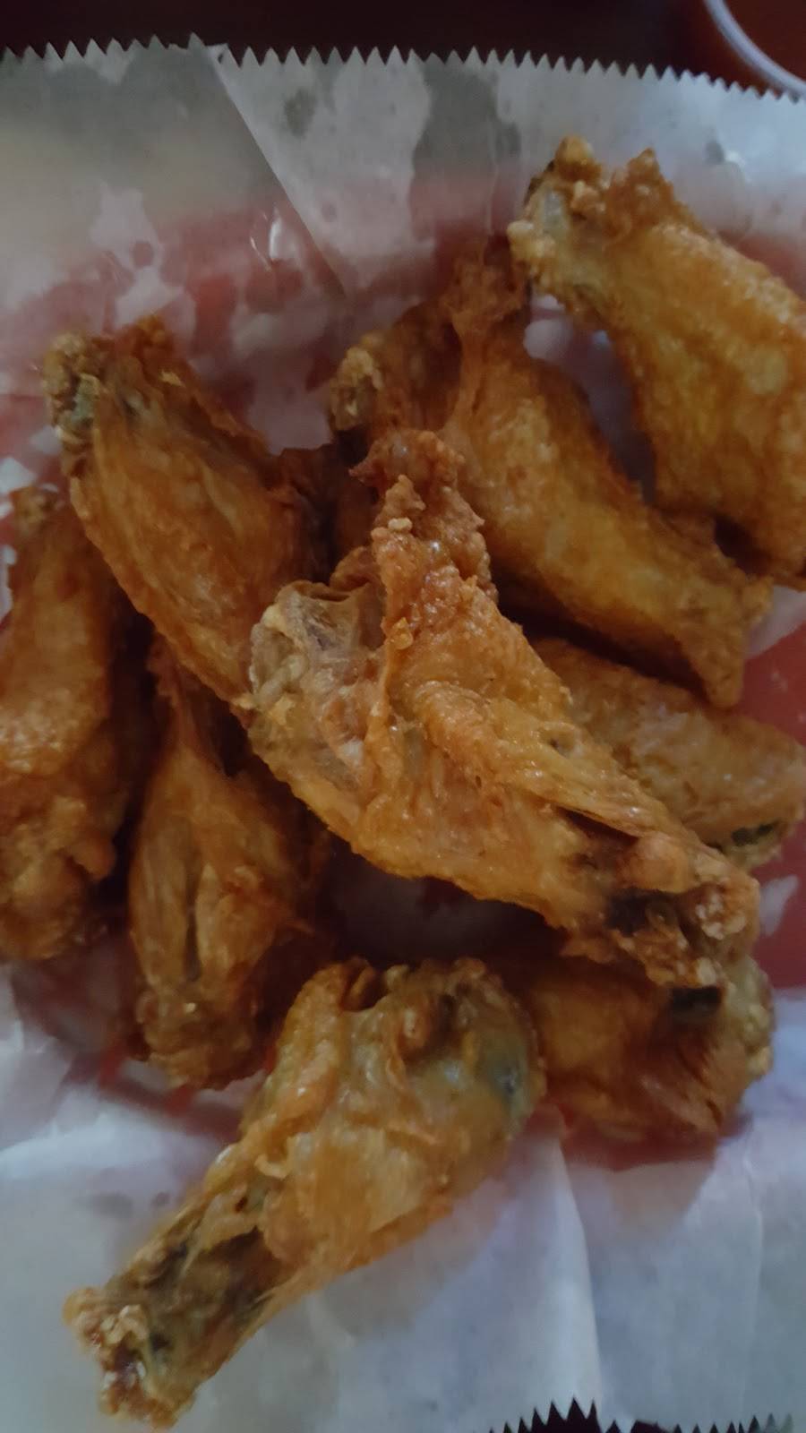 Castaways Bar & Grill | restaurant | 712 Main Ave, Nitro, WV 25143, USA | 3047693070 OR +1 304-769-3070