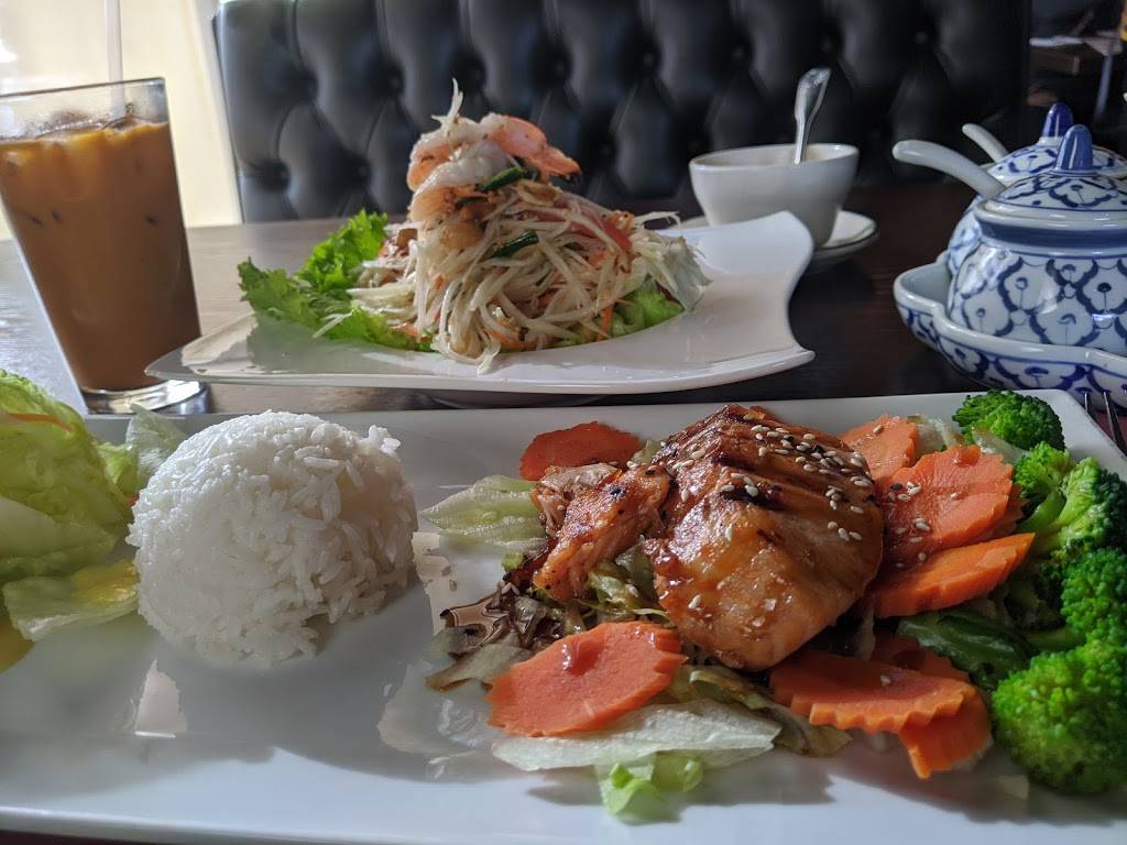 Kanok Thai Bistro | restaurant | 1450 Baker St suite c, Costa Mesa, CA 92626, USA | 6572475999 OR +1 657-247-5999