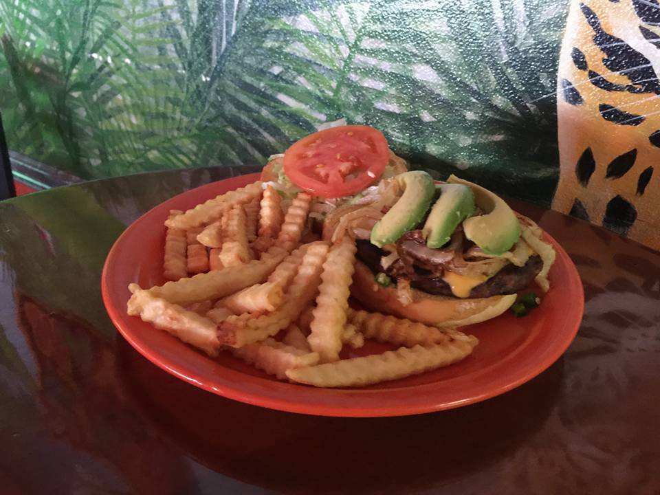 Botanas Mexican Restaurant II | restaurant | 1421 E Howard Ave, Milwaukee, WI 53207, USA | 4144890529 OR +1 414-489-0529