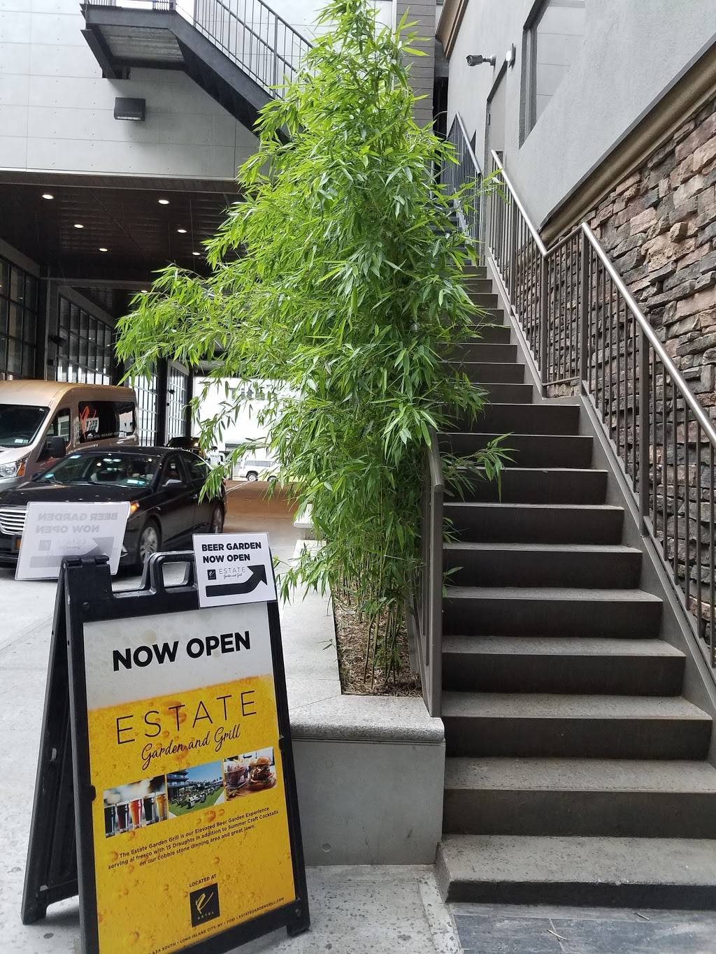 Estate Garden & Grill | restaurant | 8-08 Queens Plaza S, Long Island City, NY 11101, USA | 7182896118 OR +1 718-289-6118