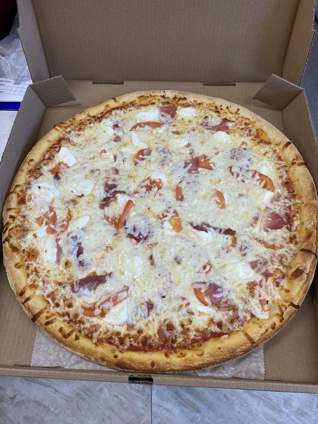 Alfredos Italian Kitchen | restaurant | 1117 Main St, Wakefield, MA 01880, USA | 7815873890 OR +1 781-587-3890