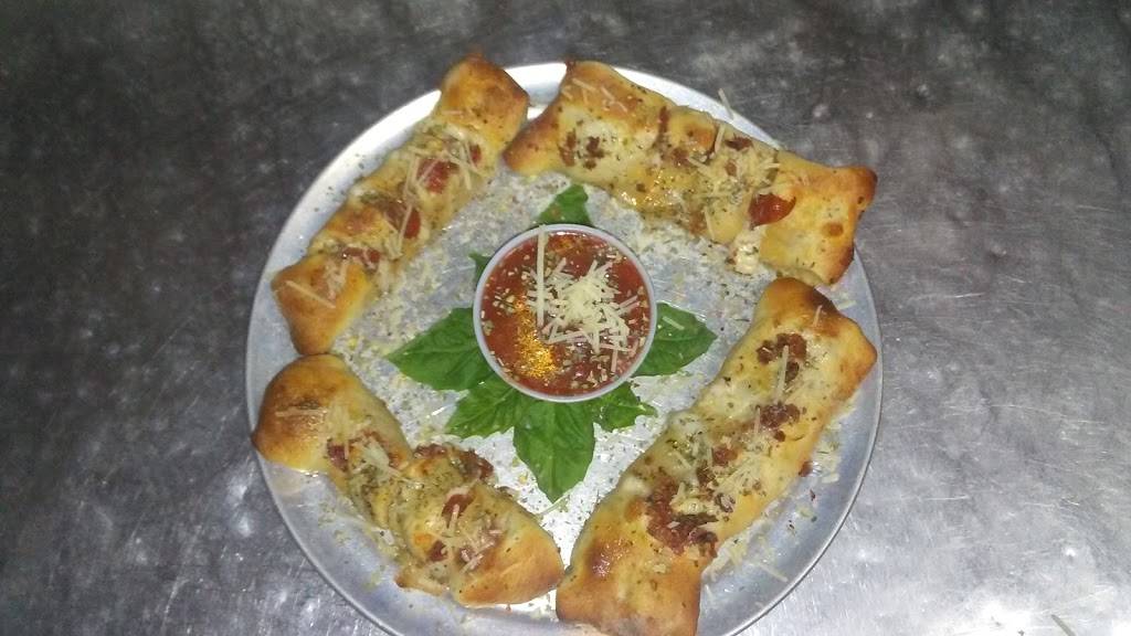 Ruffranos Hells Kitchen Pizza Colorado Springs | meal delivery | 1670 E Cheyenne Mountain Blvd E, Colorado Springs, CO 80906, USA | 7195764355 OR +1 719-576-4355