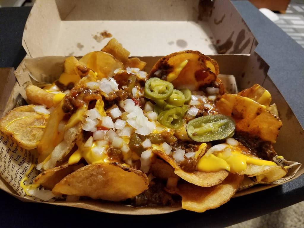 Wayback Burgers | restaurant | 645 S Bay Rd, Dover, DE 19901, USA | 3026785678 OR +1 302-678-5678