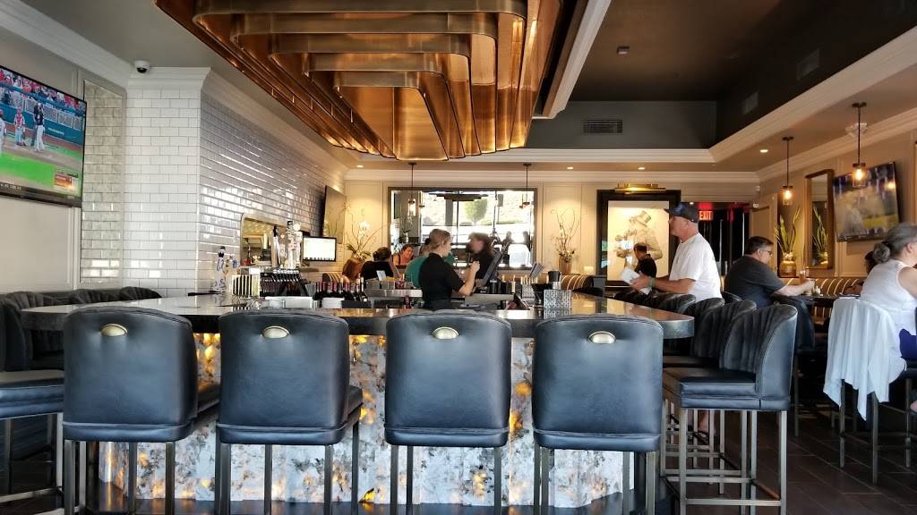 OFF THE HOOK at The Original Fish Co | restaurant | 11061 Los Alamitos Blvd, Los Alamitos, CA 90720, USA | 5623301310 OR +1 562-330-1310