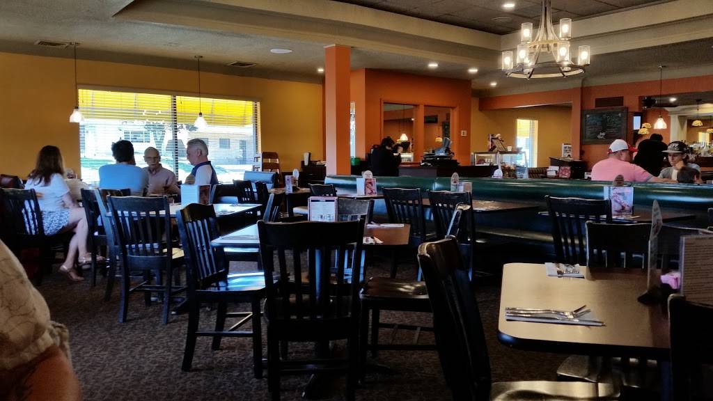 Pasta House Co | restaurant | 9012 Gravois Rd, St. Louis, MO 63123, USA | 3146381240 OR +1 314-638-1240