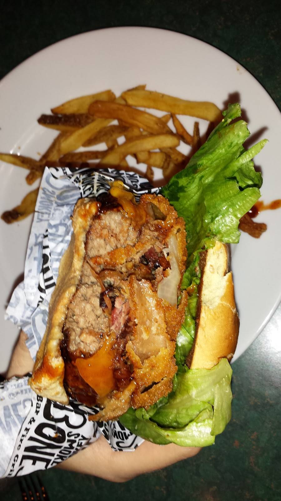 Smokey Bones BBQ & Grill - York | meal takeaway | 1301 Kenneth Rd, York, PA 17404, USA | 7178463760 OR +1 717-846-3760