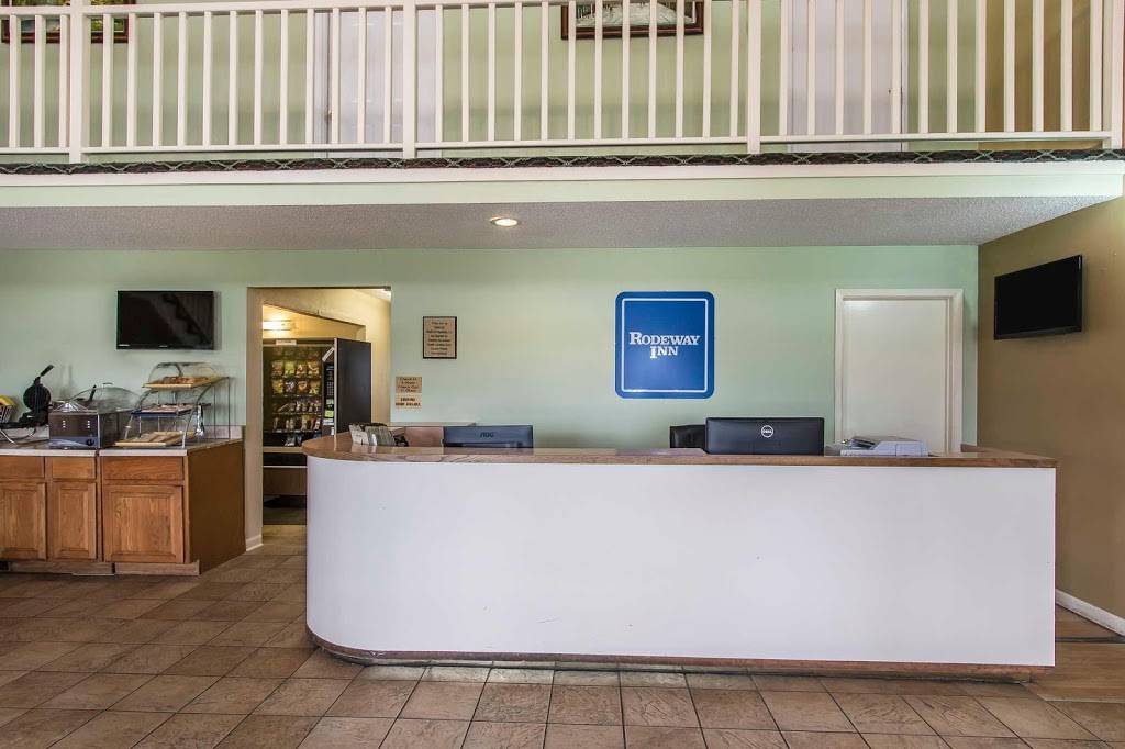 Rodeway Inn | restaurant | 2239 N Hollywood Dr, Jackson, TN 38305, USA | 7316684840 OR +1 731-668-4840