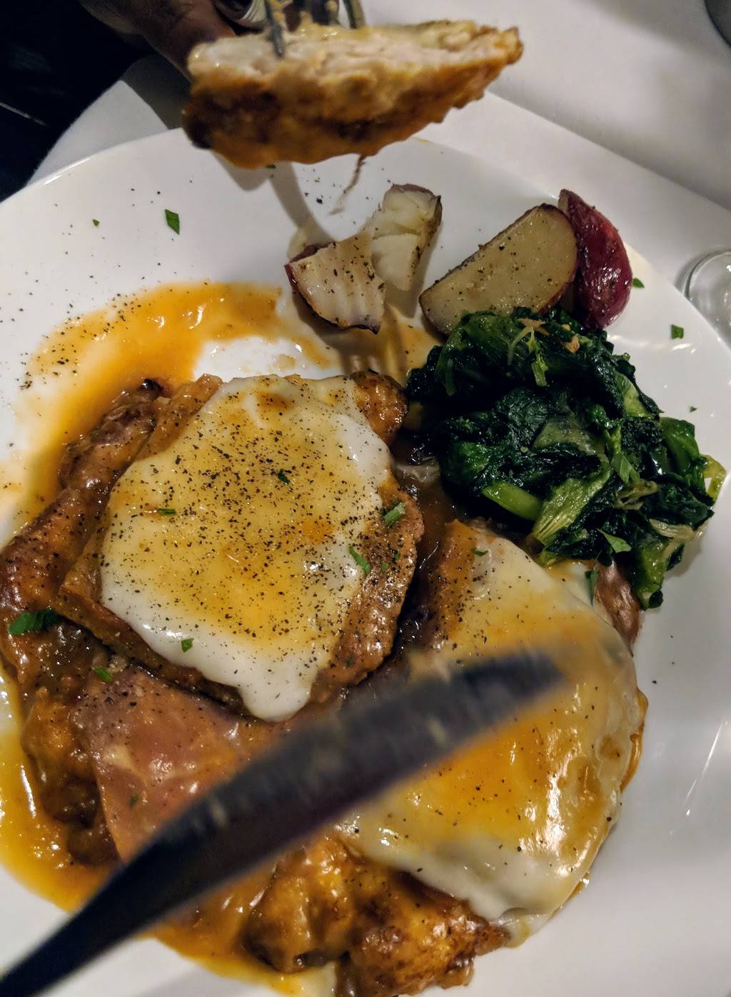 Ninos | restaurant | 1110 Hylan Blvd, Staten Island, NY 10305, USA | 7184483838 OR +1 718-448-3838