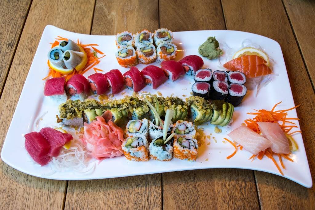 Sushi Boat | restaurant | 4971 Main St #3, Manchester Center, VT 05255, USA | 8023661888 OR +1 802-366-1888