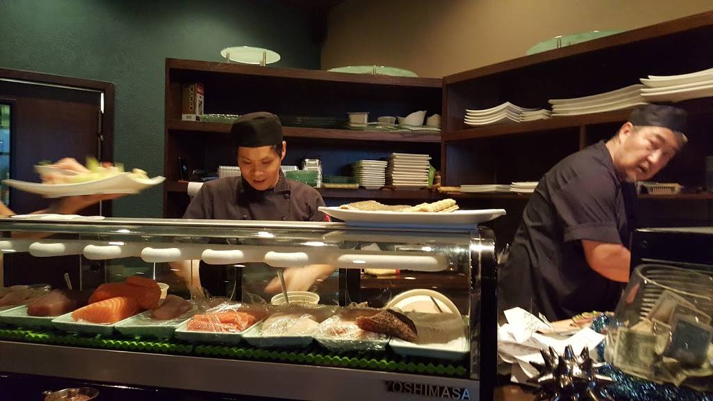 Blue Koi | restaurant | 805 Baltimore St, Hanover, PA 17331, USA | 7176308898 OR +1 717-630-8898