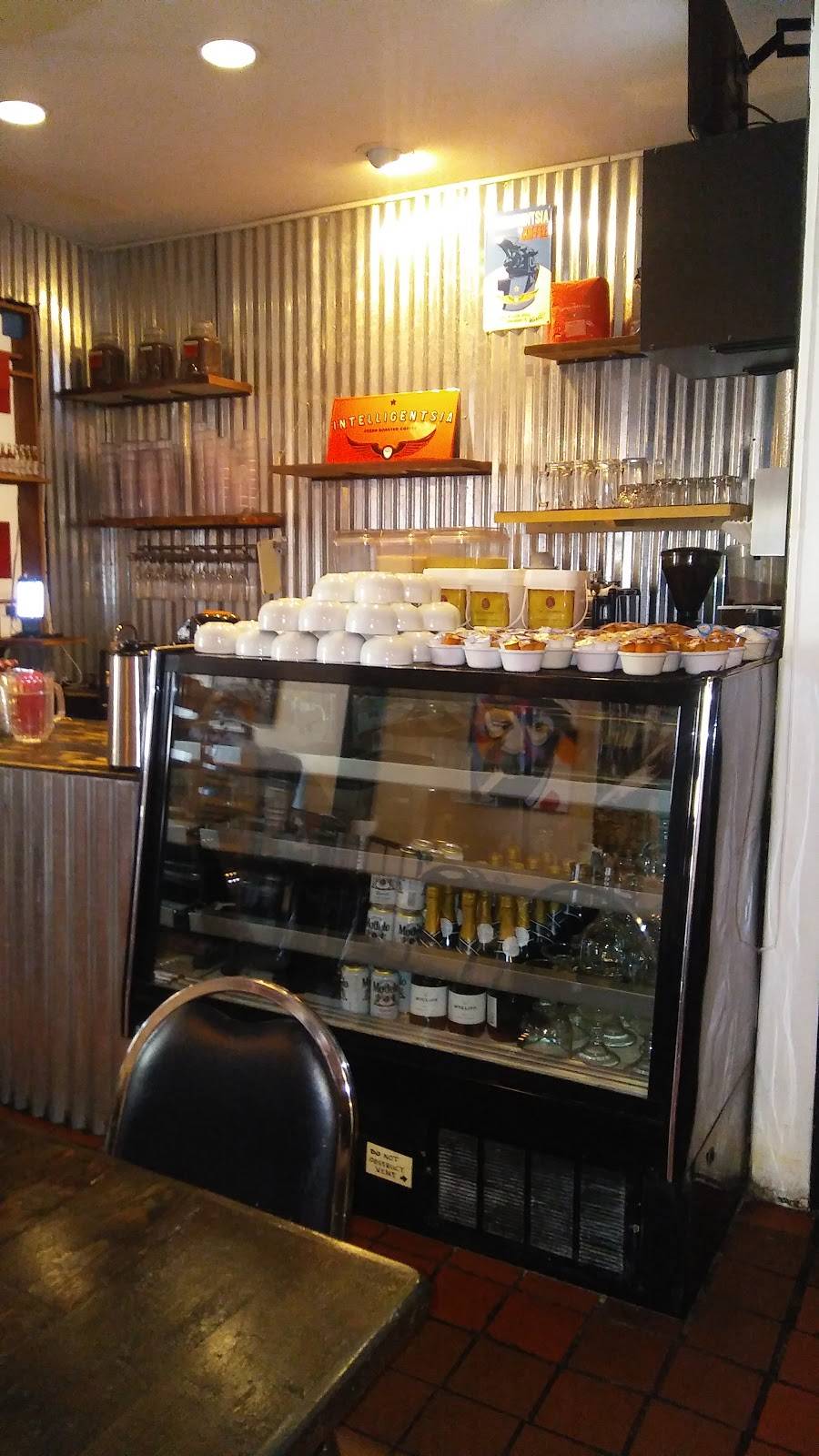 Mykes Cafe | cafe | 13171 Van Nuys Blvd, Pacoima, CA 91331, USA | 8188904815 OR +1 818-890-4815