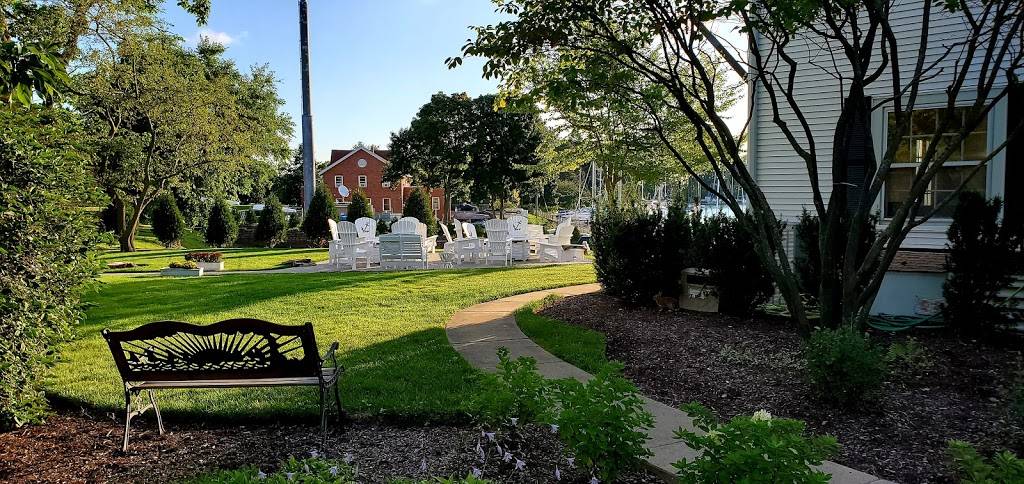 Wilmette Harbor Club | restaurant | 20 Harbor Dr, Wilmette, IL 60091, USA | 8472514234 OR +1 847-251-4234