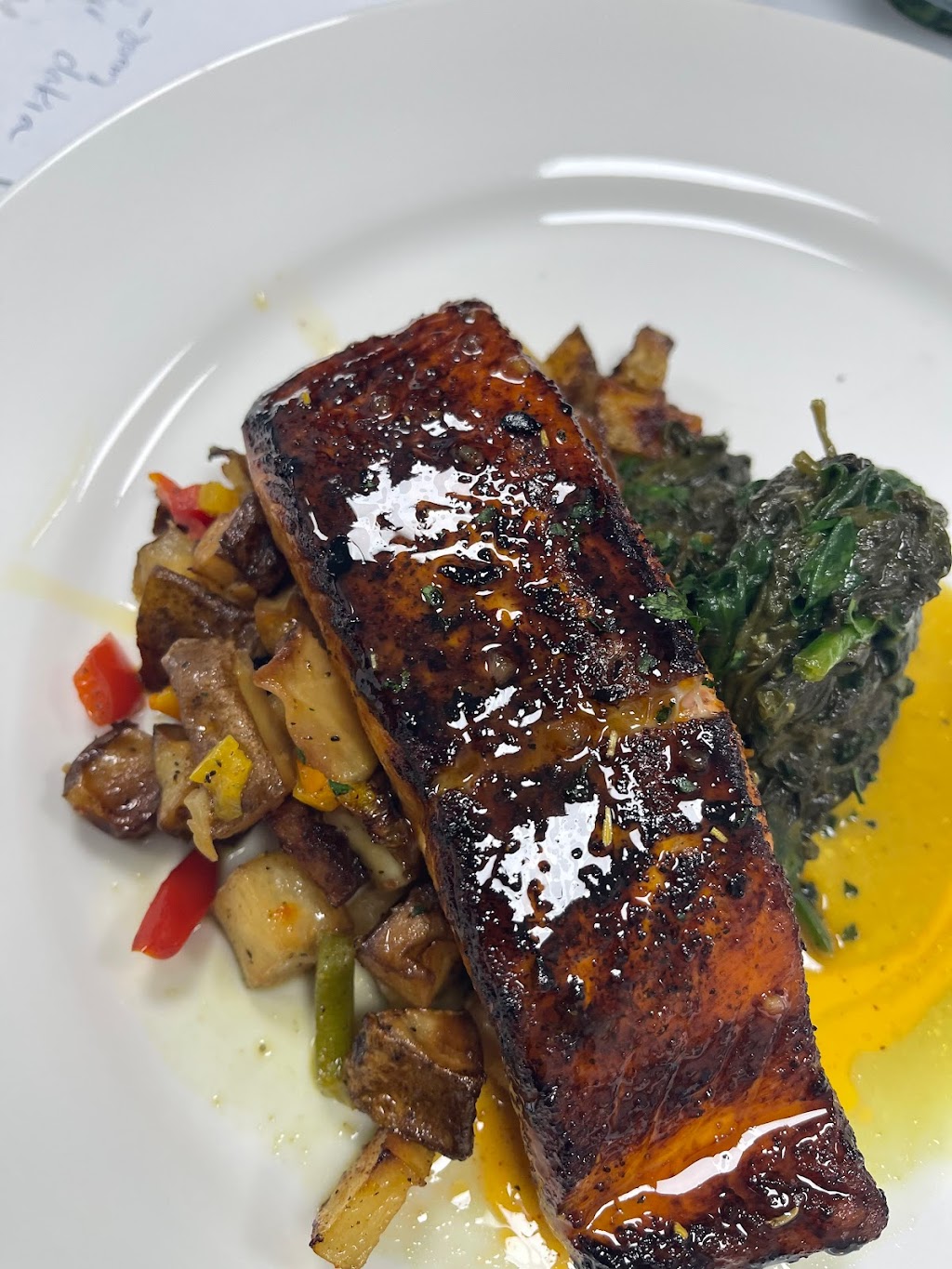 Burn Bar & Grill | restaurant | 9350 Woodward Ave, Detroit, MI 48202, USA | 2482002876 OR +1 248-200-2876