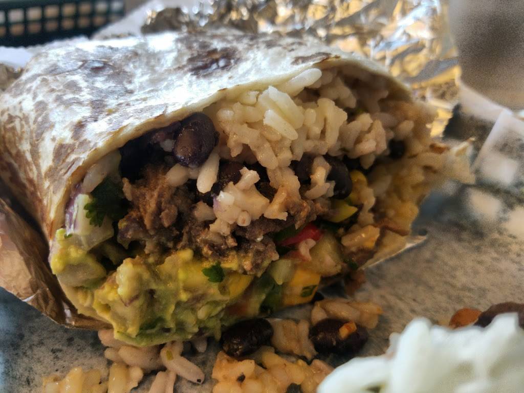 Maissal Fusion | restaurant | 554 N Green Bay Rd, Waukegan, IL 60085, USA | 2246565669 OR +1 224-656-5669