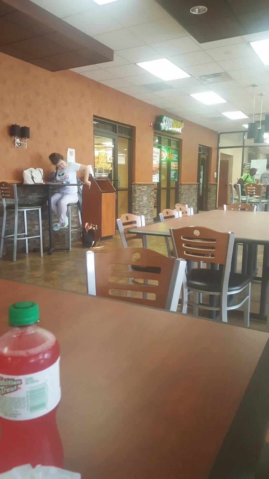 Subway | restaurant | 2715 Lucas St Building 5000 Florence DarlingtonTechCollege, Florence, SC 29501, USA | 8434070234 OR +1 843-407-0234