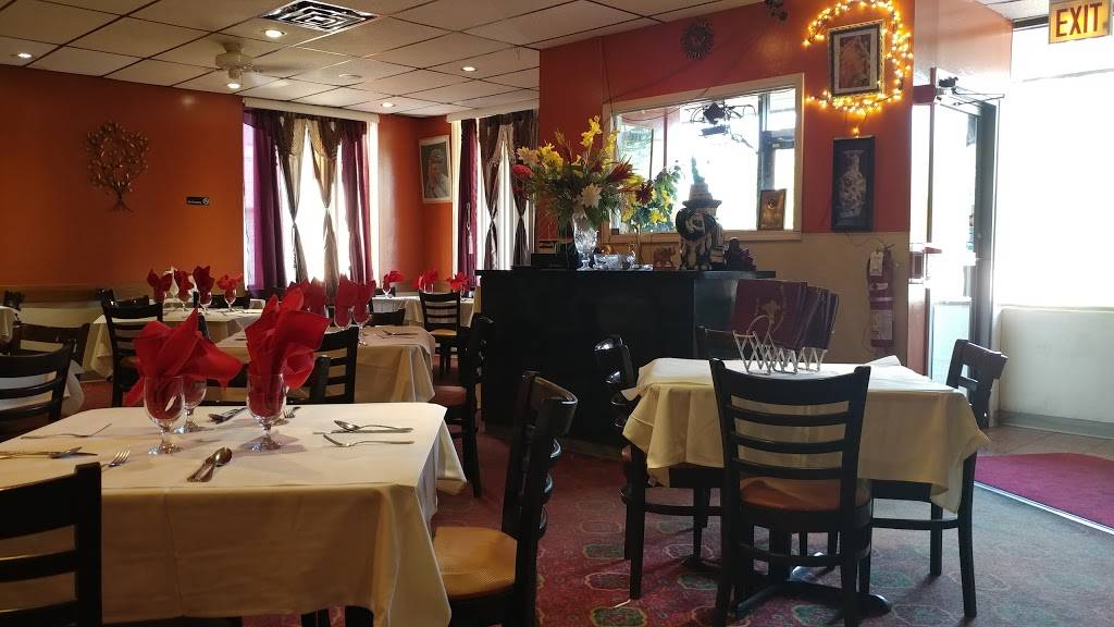 New Delhi Restaurant of India | restaurant | 30 Meacham Rd, Schaumburg, IL 60193, USA | 8478956900 OR +1 847-895-6900