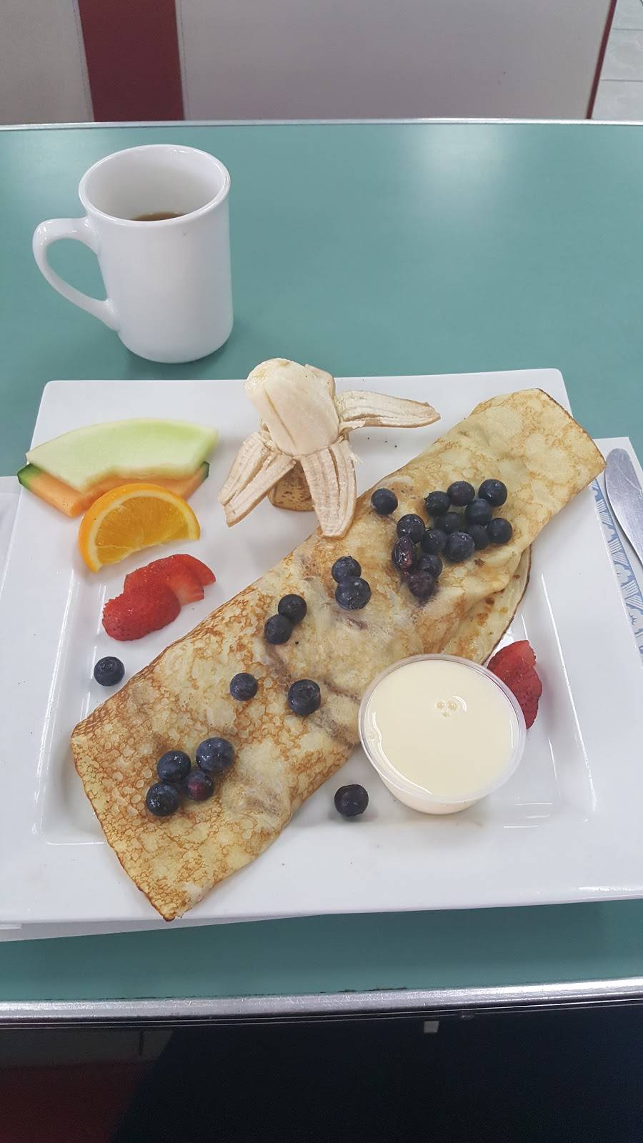 La Belle Province | restaurant | 8400 Boulevard Henri-Bourassa #167, Québec, QC G1G 4E2, Canada | 5813004831 OR +1 581-300-4831