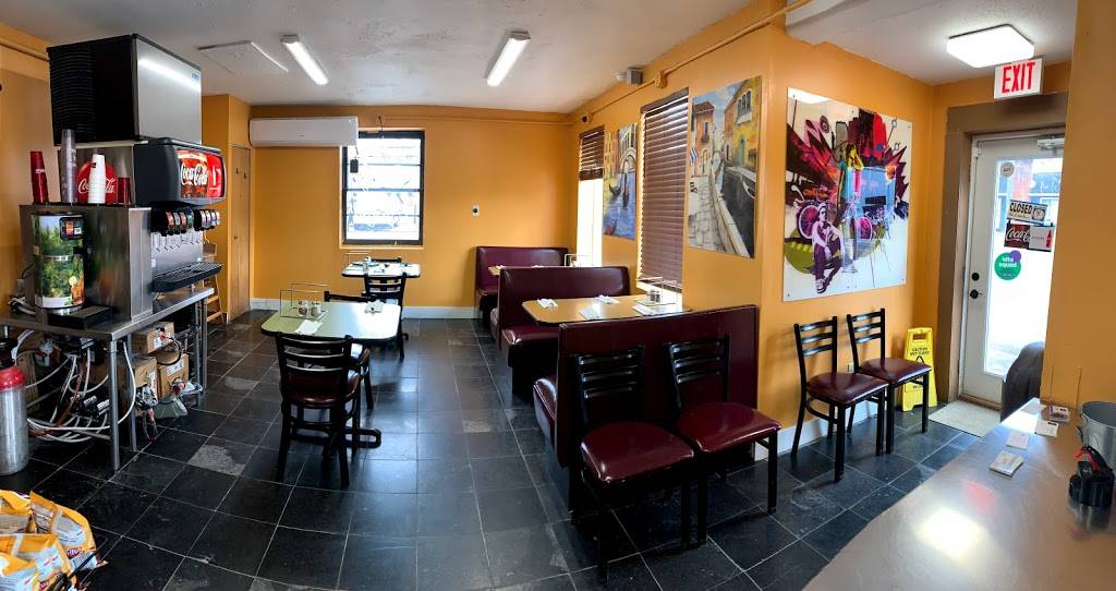 Capri Elizabethton | restaurant | 1435 W G St, Elizabethton, TN 37643, USA | 4235432008 OR +1 423-543-2008