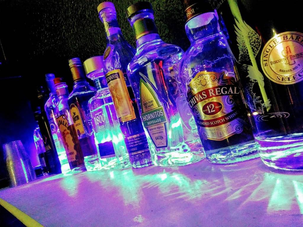 Rincon Tropical | restaurant | 6538 Michigan Ave, Detroit, MI 48210, USA | 3133348526 OR +1 313-334-8526