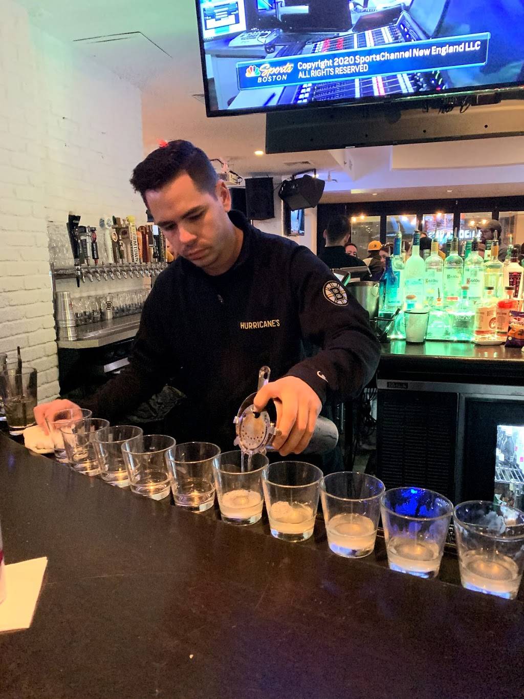 Hurricanes at the Garden | restaurant | 150 Canal St, Boston, MA 02114, USA | 6177220161 OR +1 617-722-0161