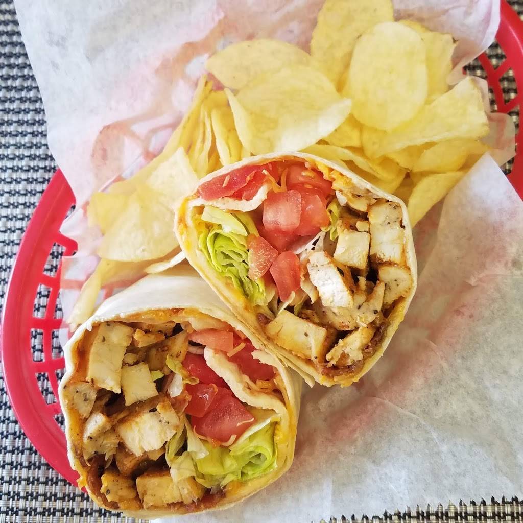 Debbies Bistro | restaurant | 882-A W River Rd, Palatka, FL 32177, USA | 3863295282 OR +1 386-329-5282