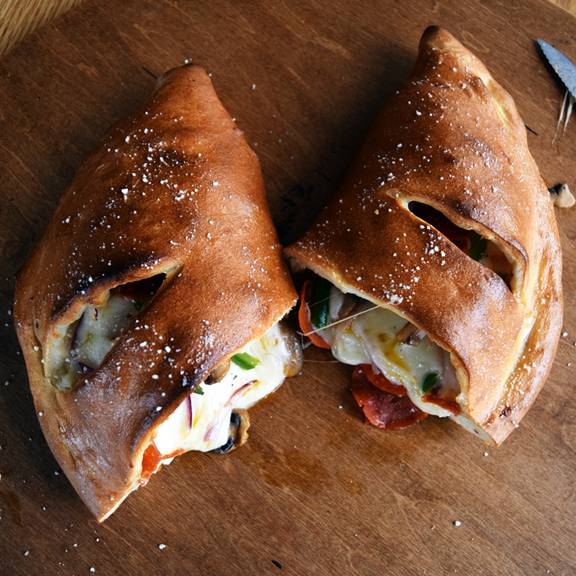 Mr. Moto Pizza House | restaurant | San Diego, CA 92104, USA | 6196420788 OR +1 619-642-0788