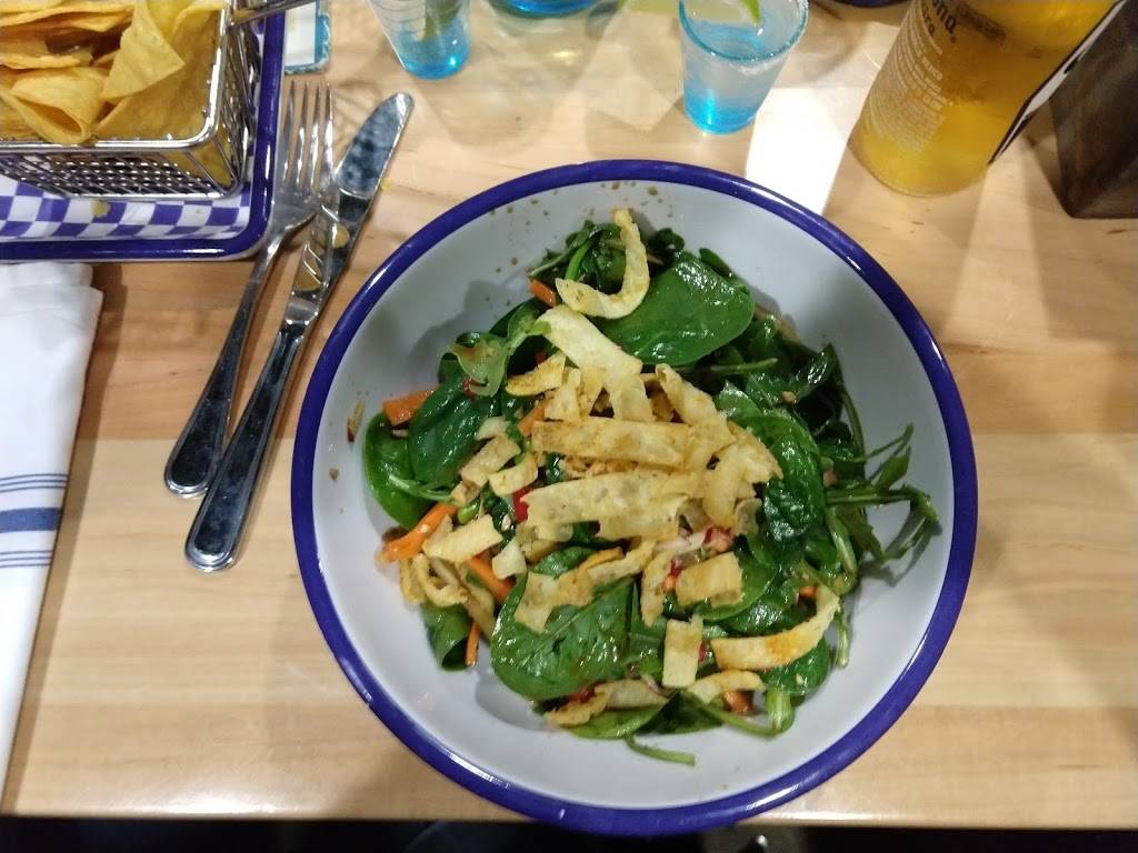 Longboards Taco and Tiki | restaurant | 302 Pearl St suite c, New Albany, IN 47150, USA | 8129247510 OR +1 812-924-7510