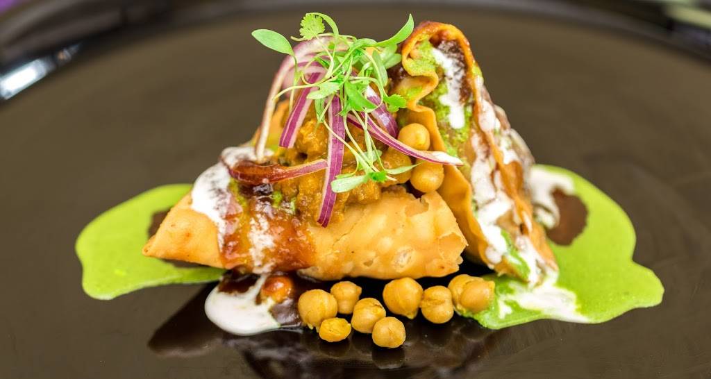 Indian Roti House | restaurant | 256 Queens Quay W, Toronto, ON M5J 1B5, Canada | 4162606666 OR +1 416-260-6666