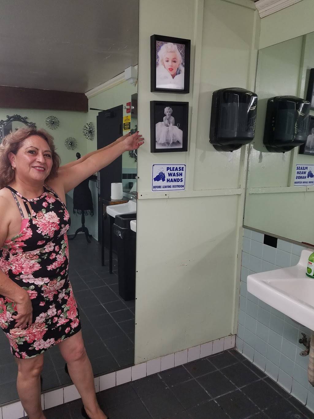 El Centenario V.I.P | restaurant | 7990 Monterey Rd, Gilroy, CA 95020, USA | 8317452649 OR +1 831-745-2649