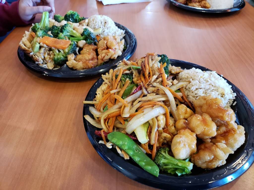 E.M.W. China Bistro Express | restaurant | 1093 E Champlain Dr, Fresno, CA 93720, USA | 5594348399 OR +1 559-434-8399