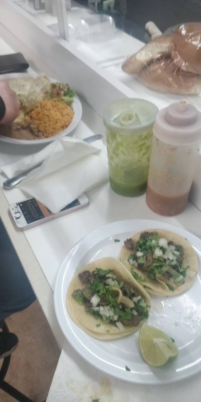 El Taco Loco | restaurant | 2804 NW Market St, Seattle, WA 98107, USA | 2063768563 OR +1 206-376-8563